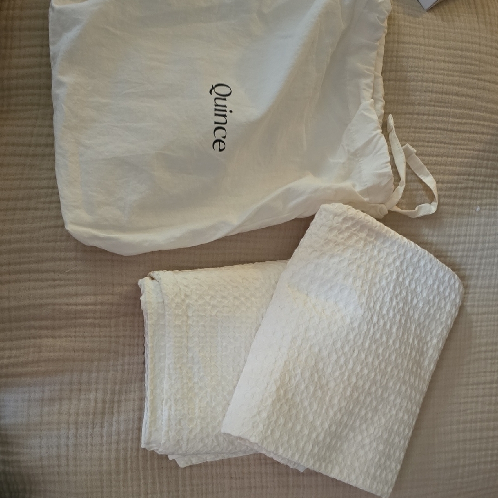 Quince Luxe Honey Comb King Sham Set